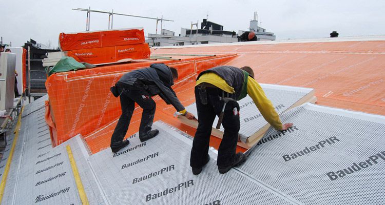 BauderPIR im Einsatz Bauder Aufsparrendämmung BauderPIR